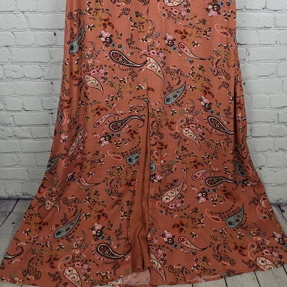 WILLOW & CLAY | floral flower ruffle front slit maxi dress - Picture 5 of 11